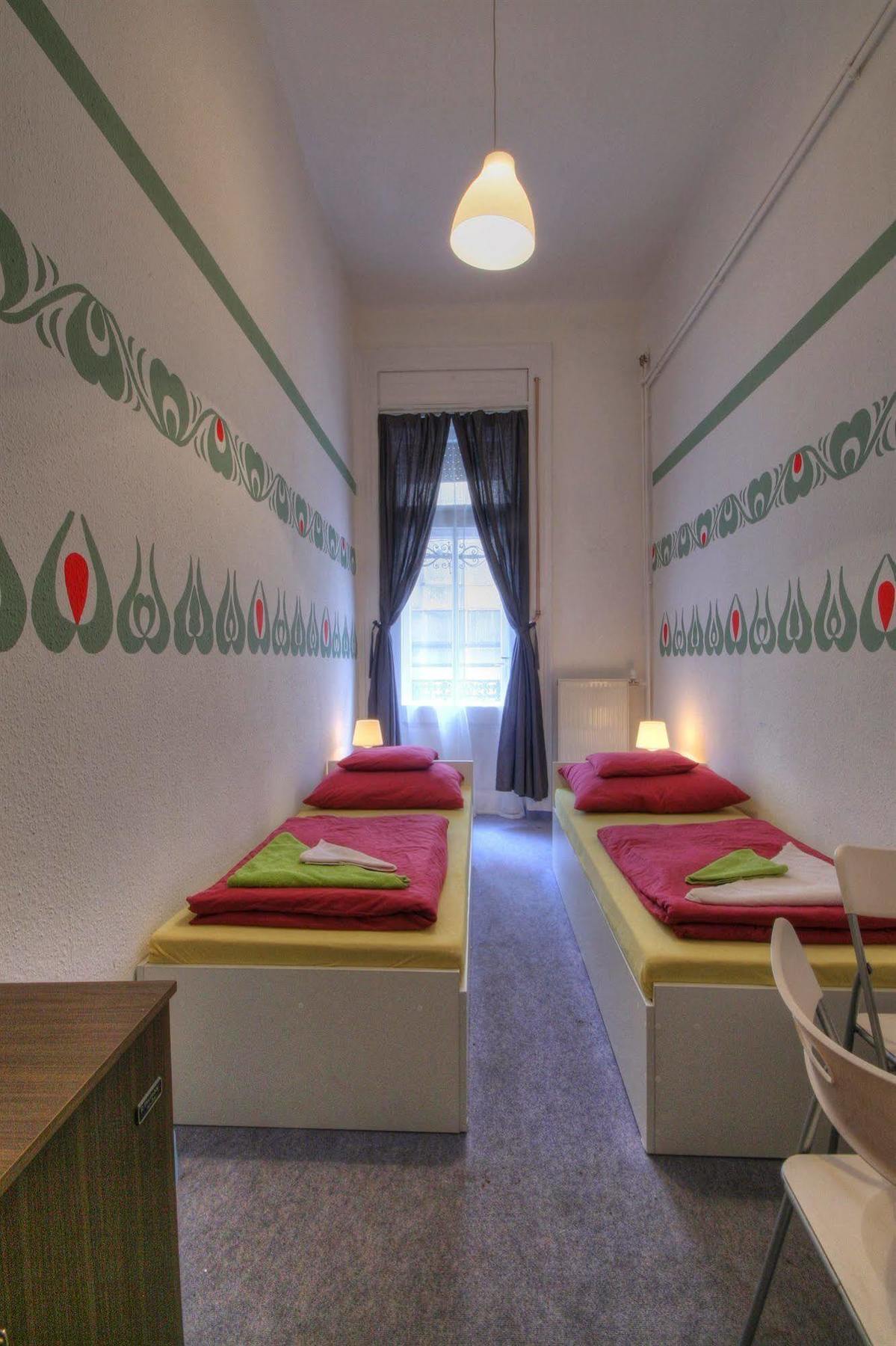 Opera Guesthouse Budapest Exteriör bild
